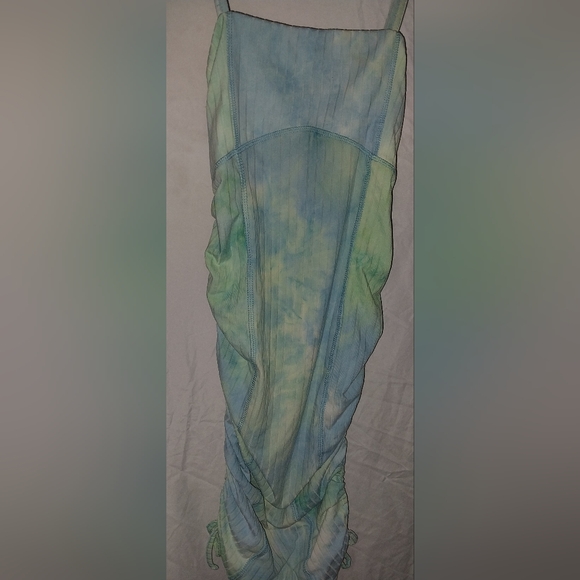 Stretchy Dress - Picture 1 of 3